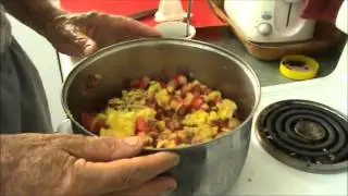 Making Strawberry & Pineapple Jam w Ginger..... Exquisite.