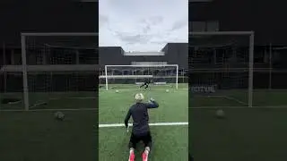 Best 12 year old goalkeeper you’ll ever see 😱 