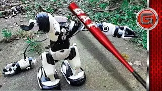 £100 Wowwee Robosapien x Remote Control Robot VS Baseball Bat!
