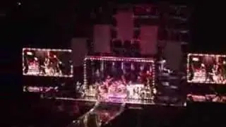 Spice Girls Reunion Tour - The Lady is a Vamp LIVE