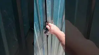 дверь в склад зовёт какого-то Андрея 😱#subscribe #рекомендации #youtubeshorts #scary #shorts #like