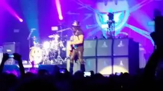 Mr. Brownstone - Slash - Zénith de Paris 13/11/14