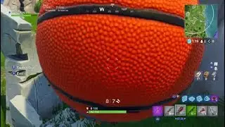 HOW TO MAKE EMOTES BIG IN FORTNITE