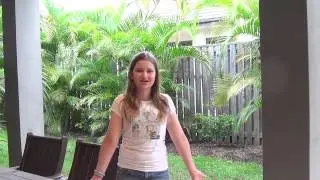 Читает - Анна Гладкова