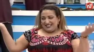 نسيبتي لعزيزة حامد الكزدغلي و سوار و صاحبتها