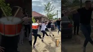 Halay tekno, halay şarkısı