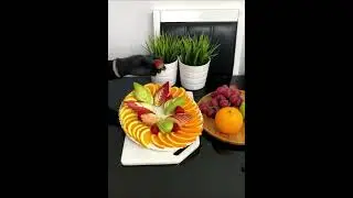 Фруктовые нарезки.