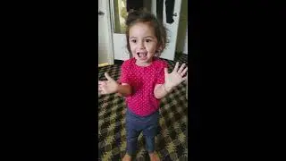 Marli-Mouse Singing Christmas Day 2017: 2 of 5