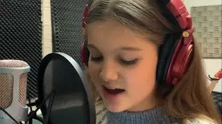 Polly I - Time For Christmas [Official Video]