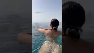 The guy almost fell out of the pool 😱😱😱