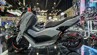 2025 Yamaha NMAX with accessories
