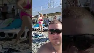 Зарядка на пляже Лазаревское