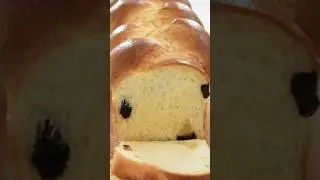 Raisin Brioche Bread #shorts #baking #apron #recipe #loaf