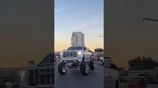 GMC AND CHEVY TRUCKS 💪 SEMA 2023 