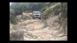 Rocky on  Rocks. Daihatsu, Feroza. 1.6 Petrol Engine , 4x4, Auto Transmission.