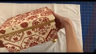 Simple Harmony tutorial #12: final steps - box bottom, trim, hardware and feet