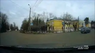 Чуть не сбили 2 х велосипедистов г.  Вичуга