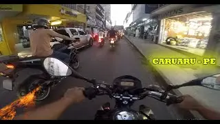 ENCONTREI DUAS NAVES NA CIDADE