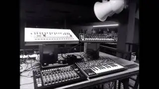 ÆQUAL Live at DUDE Club: TR909 + AIRA