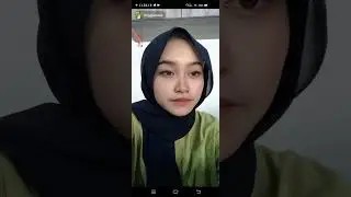 CEWEK HIJAB MARAH MARAH NAHAN KENCING 