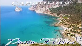 Италия. Сардиния. Скала и пляж Porto Flavia 4К.