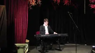 Glenn Miller - In The Mood - plays Vladislav Agramakov