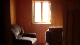Деревянный дом в деревне Опалево около Клина обзор двора 