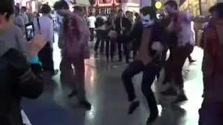 Зомби и Joker танцуют на Игромире 2011