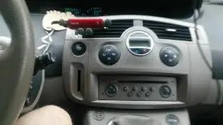Radio Update List jak wyjąć. Renault Scenic 2