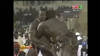Au Sénégal Yekini vs Bombardier en 2011