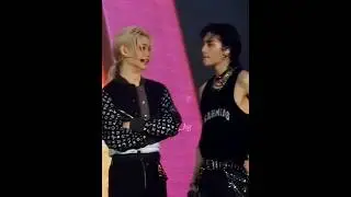 hyunjina... just look into his eyes when he looks at yongbokie ~ #hyunlix #hyunjin #felix #skz