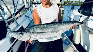 20+ Miles off the coast fishing! BIG KING FISH!