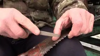 как быстро и просто наточить ножовку на коленки