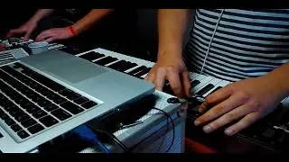 OUR FIRST JAM || Arturia Microfreak \\ Novation Circuit \\ M-Audio Oxygen 61 \\ Korg Volca Sample
