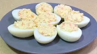 Яйца фаршированные крабами