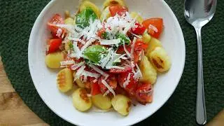 Gnocchi Bruschetta mit Tomaten & Basilikum | Rezept | Antipasti | Italienisch | Fast Food | Einfach