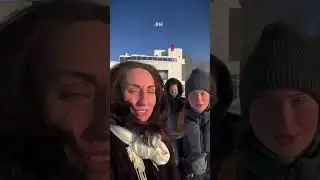 Только прилетели и сразу на экскурсию😃 |