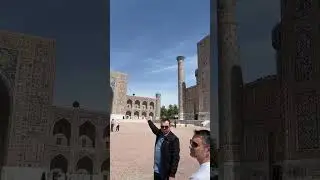 Регистан. Свастика в Азии всегда была символом благоденствия и добра.