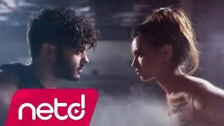 DİNLEMEDEN GEÇME!!  Feride Hilal Akın ft İlyas Yalçıntaş - Şehrin Yolu