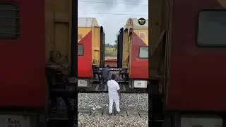 Which is the safest train 🚂 Blue Vs Red #shorts