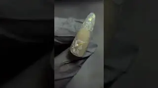 Китайская роспись на ногтях