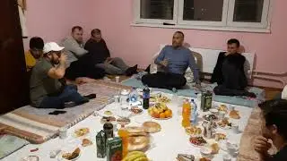 СУХБАТИ УСТОД ИЗЗАТ АМОН ДАР ИФТОР КИСМИ 4