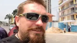 Вот так вот гоняем по Киншасе!)))