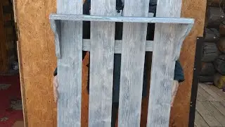 Вешалка из заборной доски