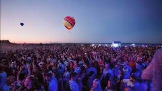 Отдых, фестиваль, шар, озеро, танцы, женская логика.