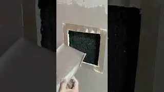🔥 Cómo Reparar un Agujero en pladur Usando un Trozo de Panel y Pasta #drywall #shorts
