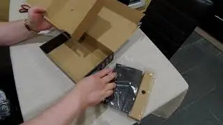 Распаковка.Маршрутизатор Asus RT-AC51U из магазина Rozetka