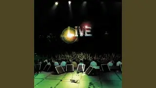 Them Bones (Live at the Kiel Center, St. Louis, MO - July 1996)