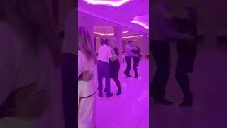 Любимая, я без тебя не могу..
