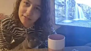Lizzy daisy  awesome time with  mariposa.   Video  